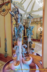 Sculpture in Georges Fouquet's jewelry boutique